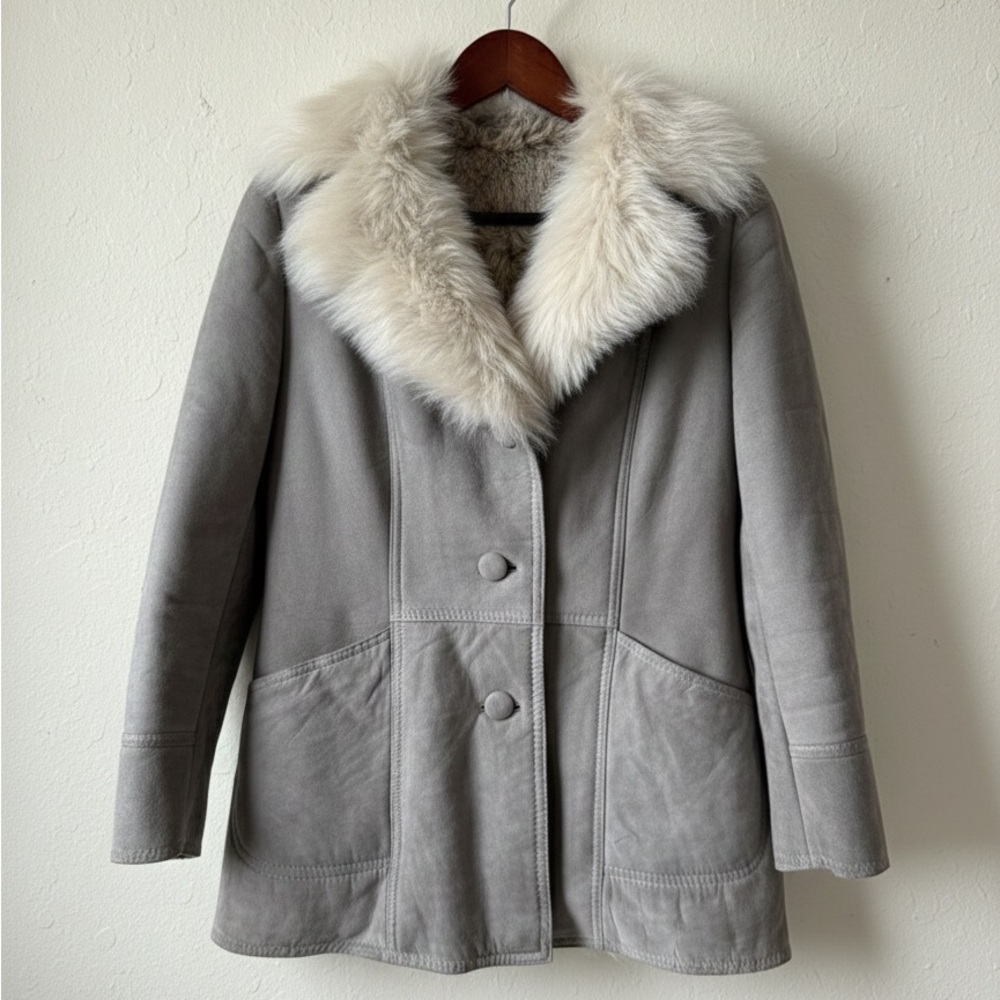 Women’s Gray Suede Shearling Jacket with Cream Fur Collar